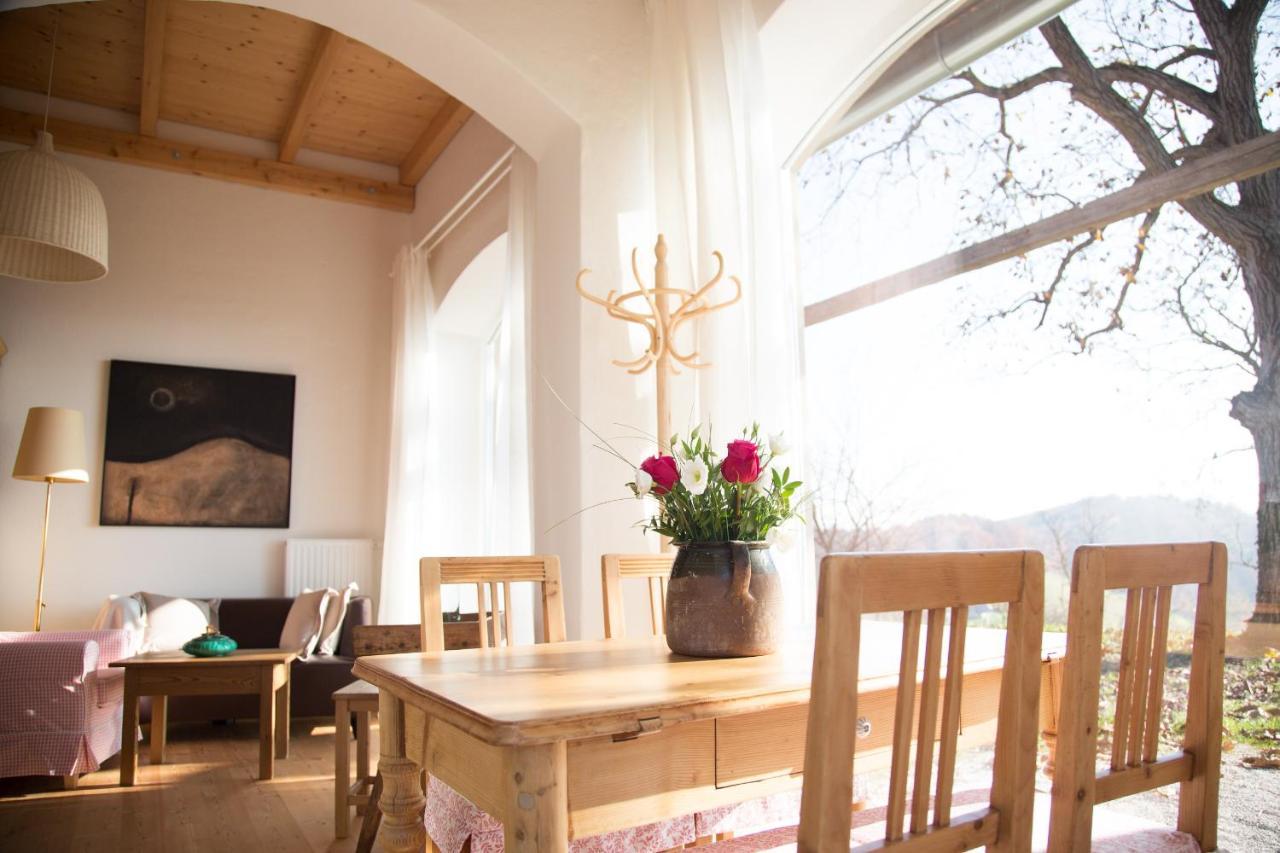 Villa Winzarei, Weingut Tement à Berghausen Extérieur photo